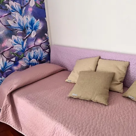 Casa Di Zoe: Bike-friendly With Bbq Garden Apartment